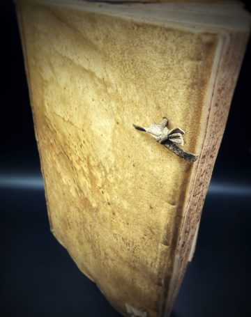 Reliure souple en parchemin sur un in-folio